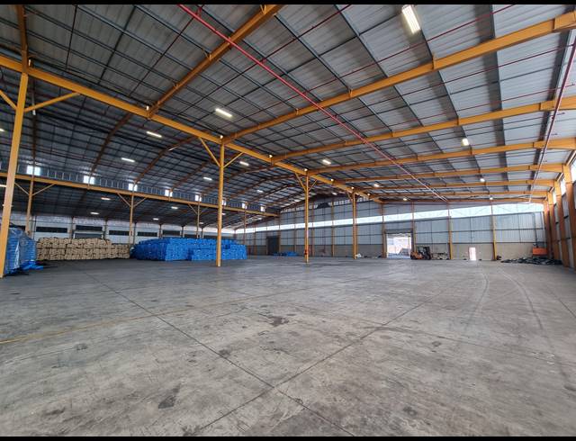 10,614M² WAREHOUSE TO LET IN MOBENI